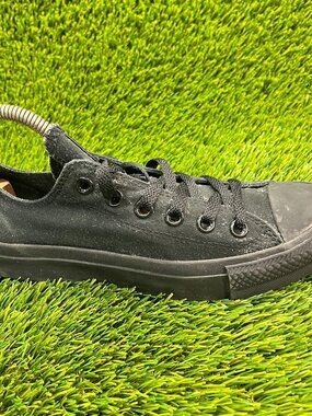 Converse Chuck Taylor All Star Womens Size 7 Black Casual Shoes Sneakers